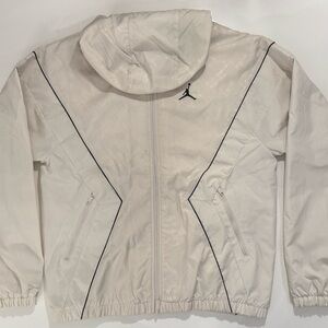 RARE Nike Jordan Brooklyn Hooded Draft Jacket Beige HV0554-104 Size M MSRP $125